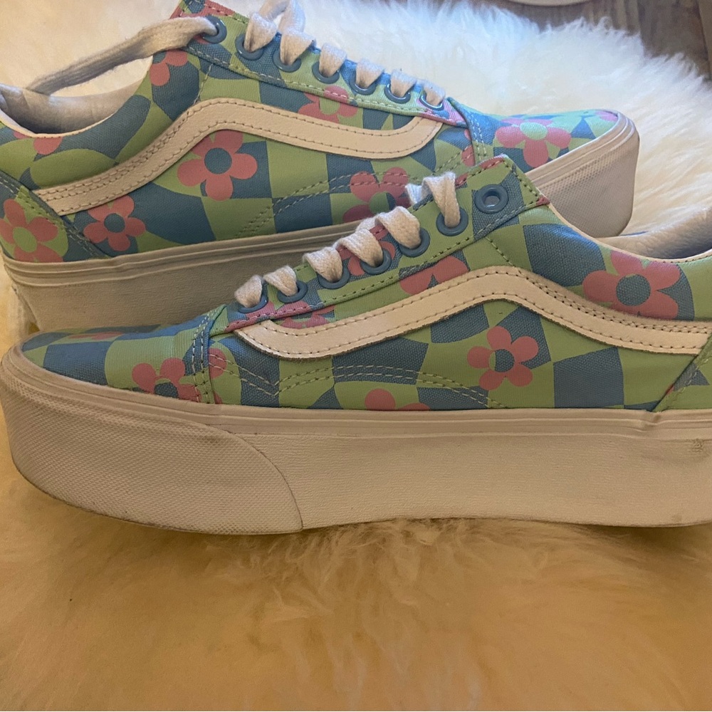 Vans shoes